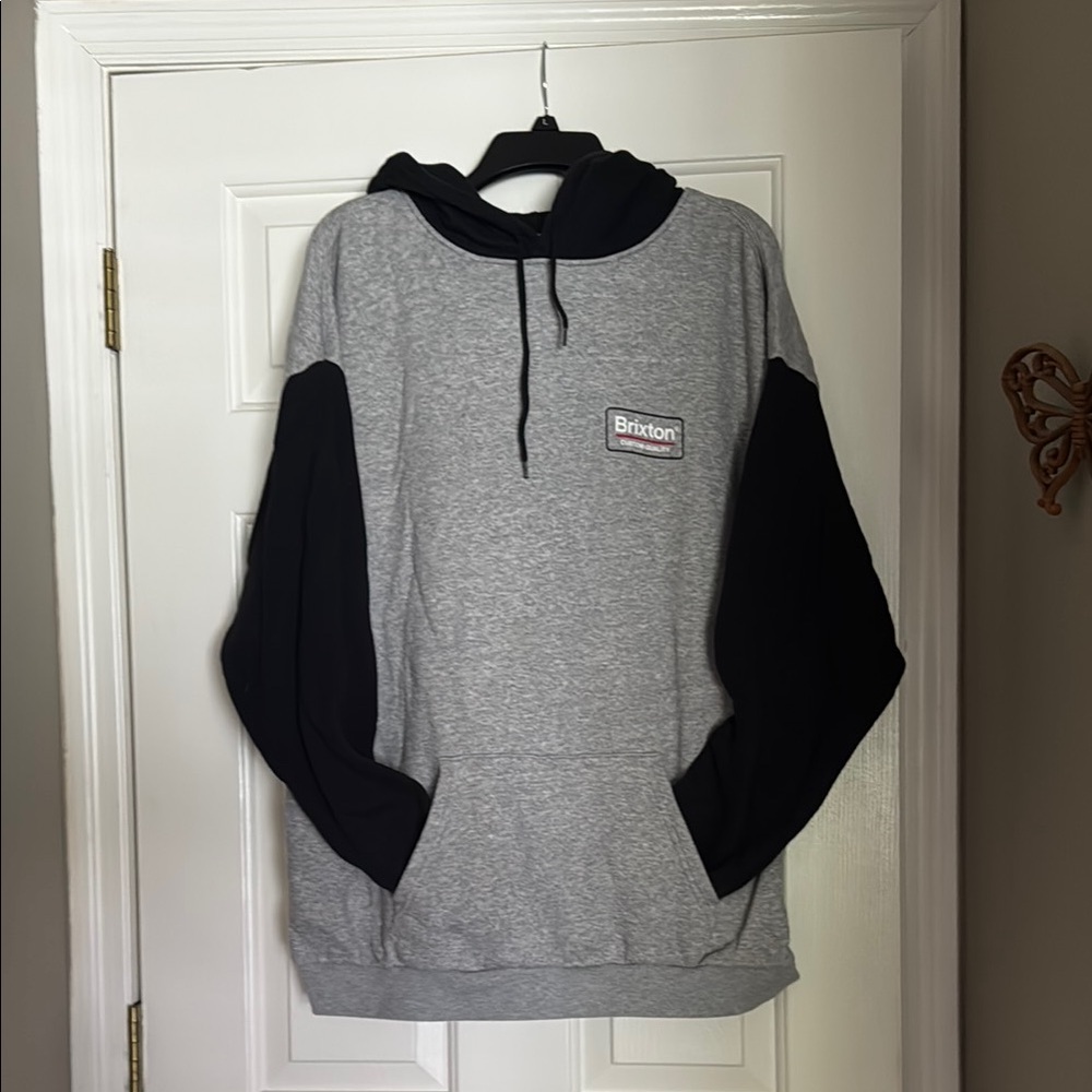 Brixton Gray and Black Sweatshirt Pullover